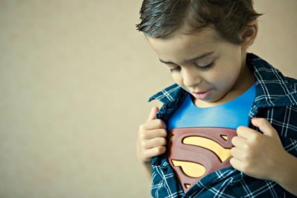 zasto-djeci-trebaju-superheroji