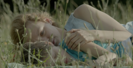 trampolin-film-o-roditeljskoj-ljubavi-zlostavljanju-djeteta-hrabrosti