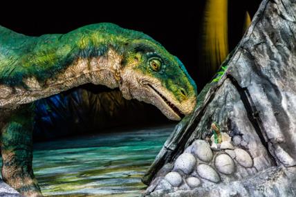 najbolji-svjetski-show-s-dinosaurima-stize-u-arenu