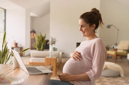 trudnica gleda online tečaj za trudnice u svojem domu