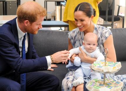 Princ Harry i Meghan Markle su roditelji dvoje djece