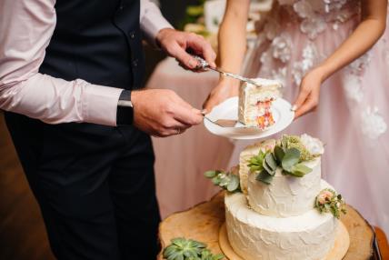 vrh svadbene torte