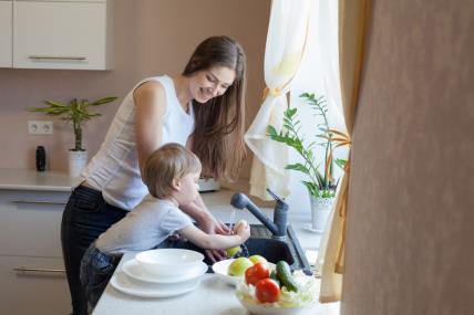 Koje kućanske poslove treba obavljati dijete staro 2 godine?