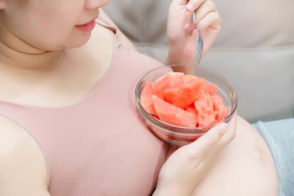 jedenje lubenice u trudnoći dobro je i za mamu i za bebu