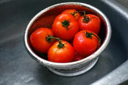 rajčice u zdjeli