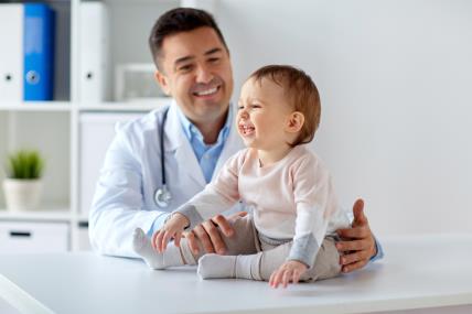 beba kod doktora