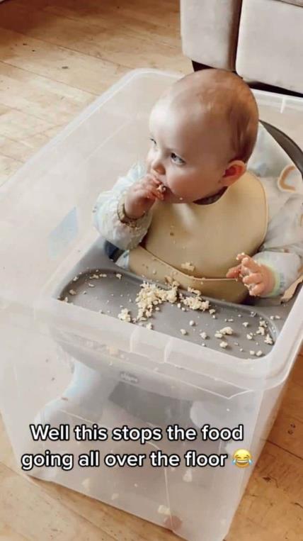 majka otkrila trik kako spriječiti nered dok beba jede