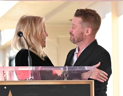 Macaulay Culkin i Catherine O'Hara na ceremoniji otkrivanja zvijezde na holivudskoj stazi slavnih