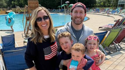Kelly hubbell s obitelji.jpg