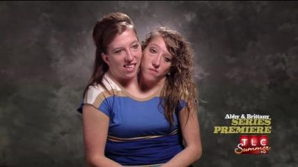 Abby i Brittany Hensel (2).jpg