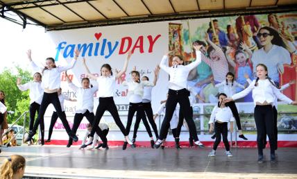 odrzan-prvi-family-day-dan-zabave-edukacije-i-zajednistva-za-cijelu-obitelj