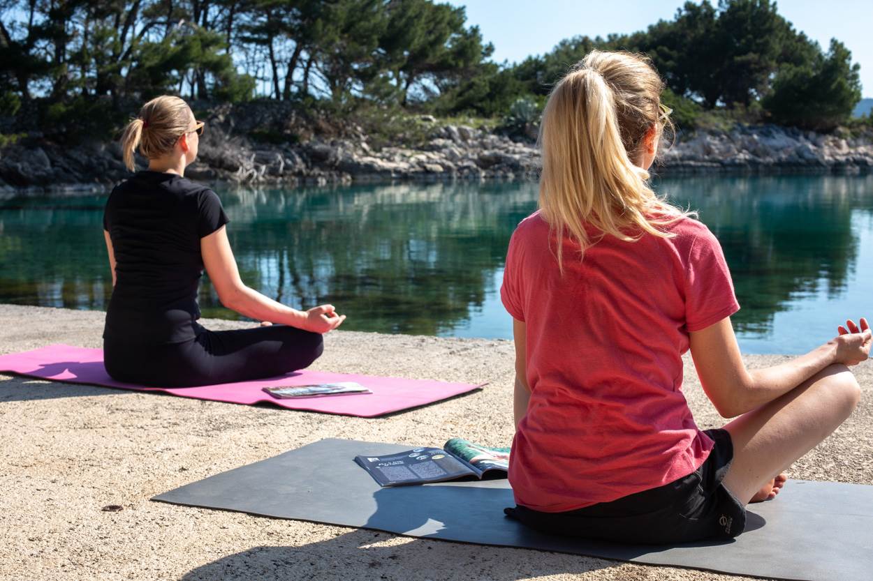 SENSA YOGA BALANCING RETREAT NA OTOKU VITALNOSTI: Pogledajte kako nam je bilo na Lošinju