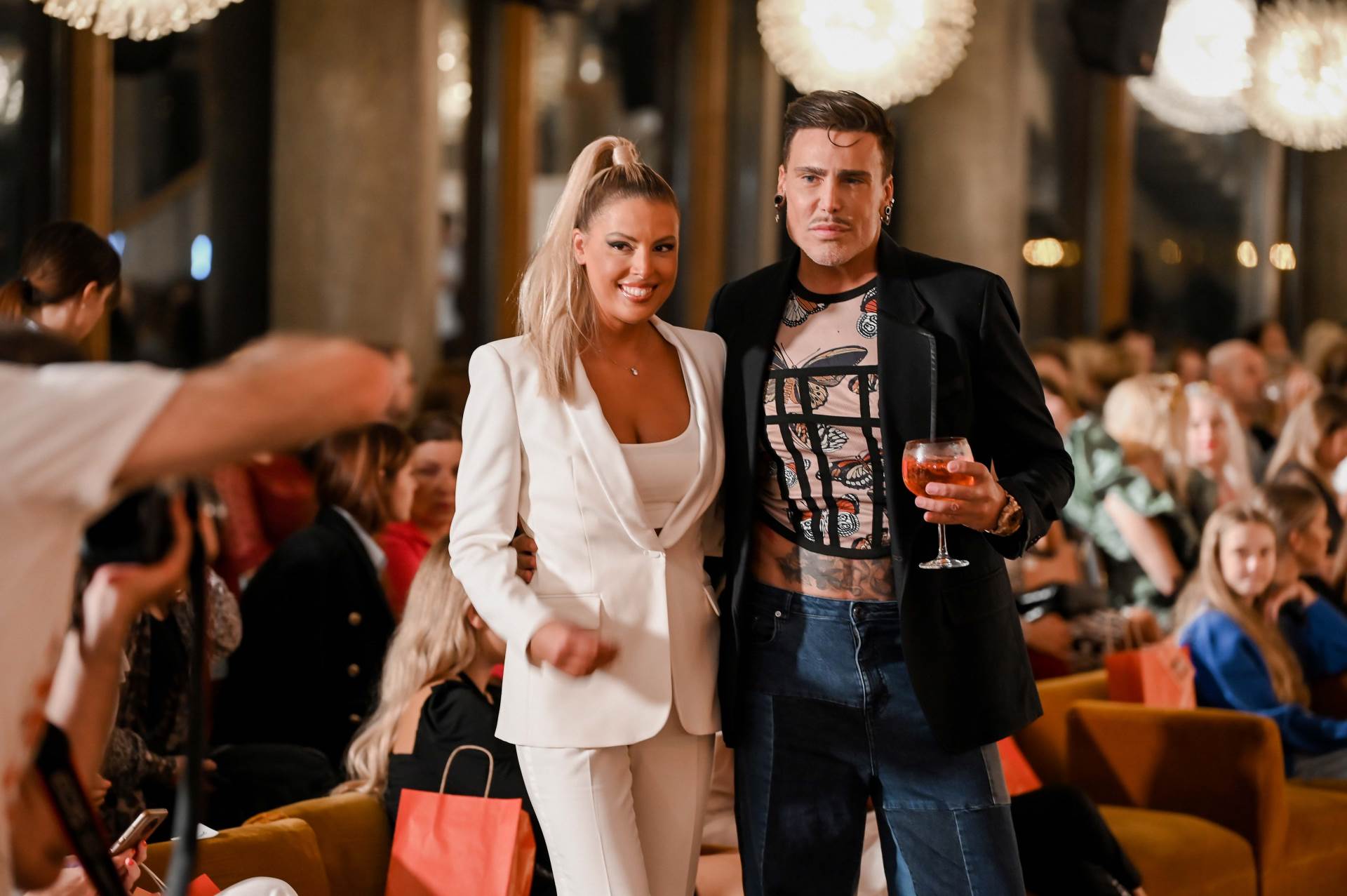 GLAMUR U LISINSKOM: Slavljenička modna revija Roberta Severa oduševila brojne uzvanike