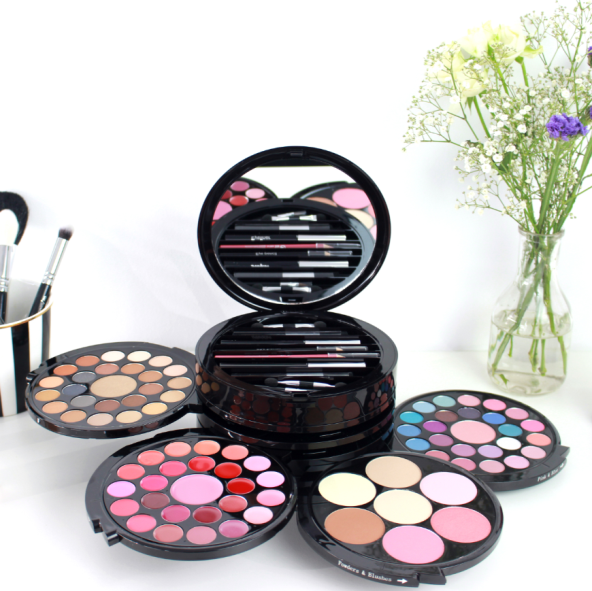 douglas-bubble-paleta-savrsen-make-up-set-iz-douglas-svijeta