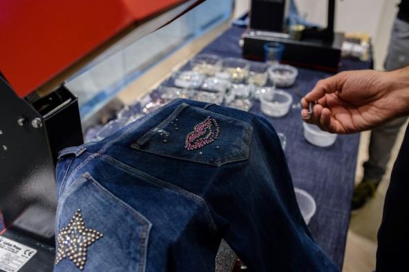 jedinstveno-jeans-iskustvo-u-liu-jo-storeu