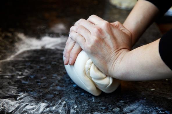 napravite-domacu-tortu-od-fondant-mase-za-klince