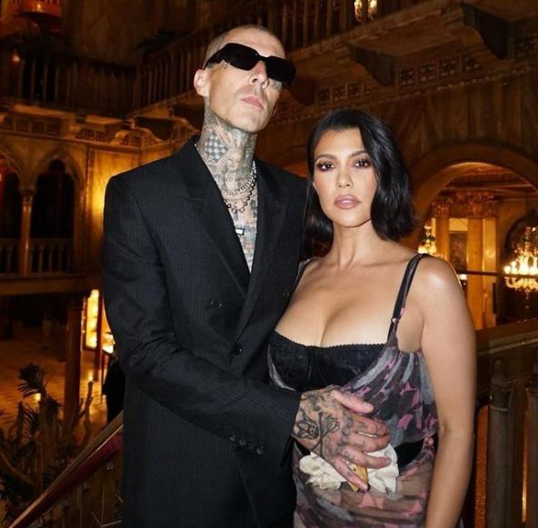 Kourtney Kardashian čeka četvrto dijete u 44. godini