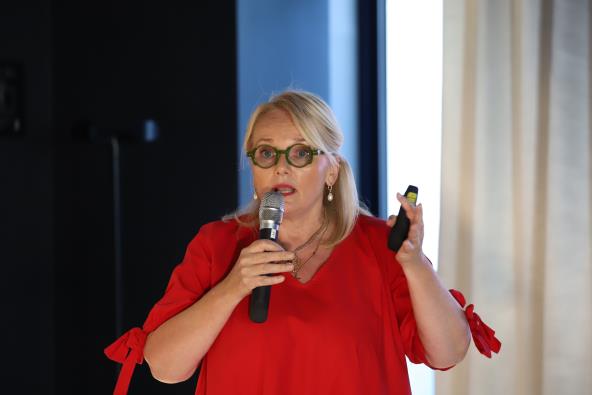 Ulla Marton o djevojčicama koje ulaze u pubertet sa 7 godina