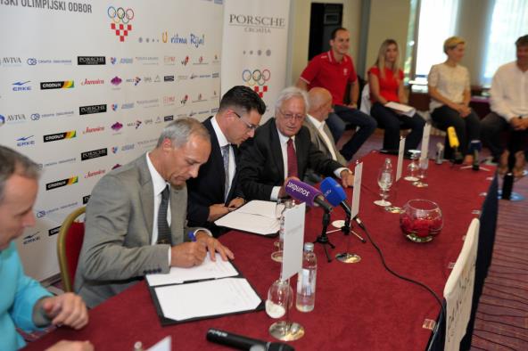 uoci-prvih-europskih-igara-potpisan-sponzorski-ugovor-izmedu-tvrtke-porsche-croatia-i-hrvatskog-olimpijskog-odbora